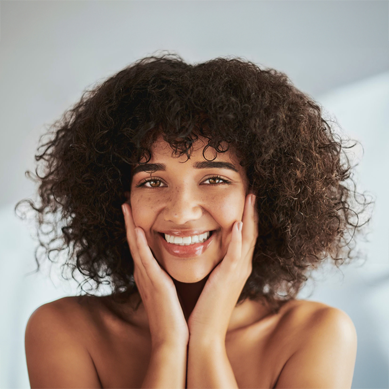 curly-hair-african-american-woman